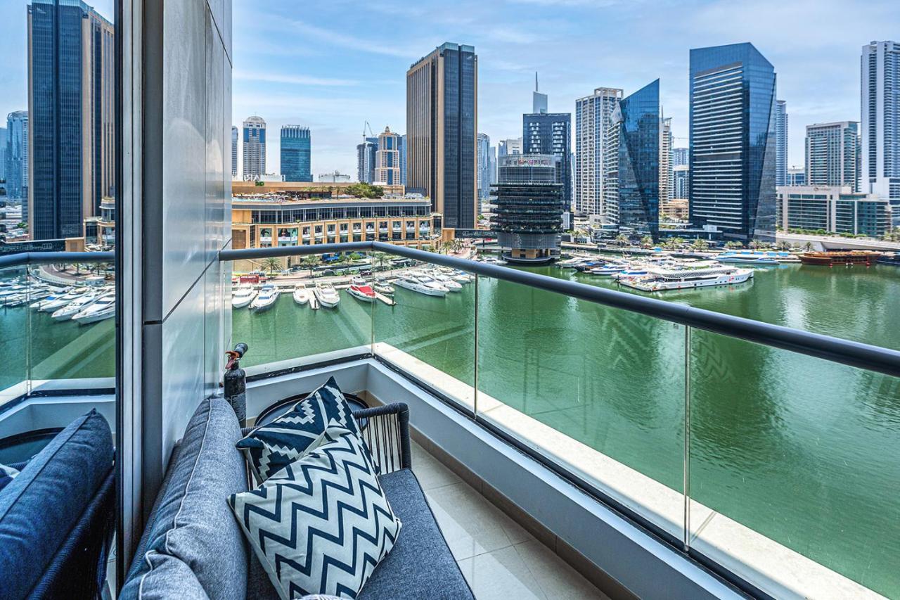 Bay Central, Dubai Marina Exterior photo