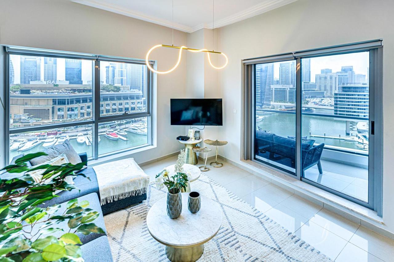 Bay Central, Dubai Marina Exterior photo